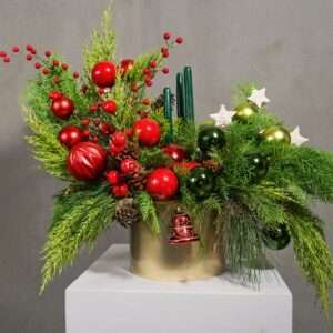 Red & Green Arrangement